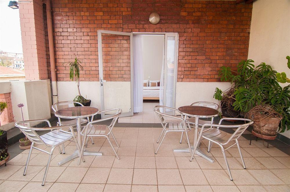 De France Hotell Antananarivo Exteriör bild