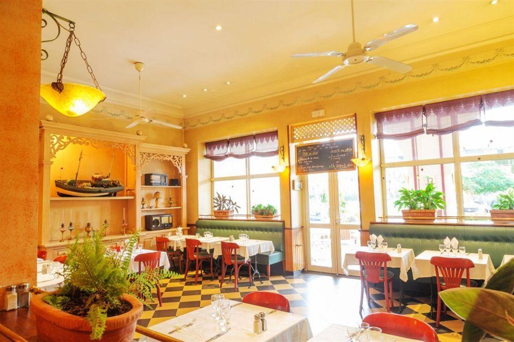 De France Hotell Antananarivo Exteriör bild