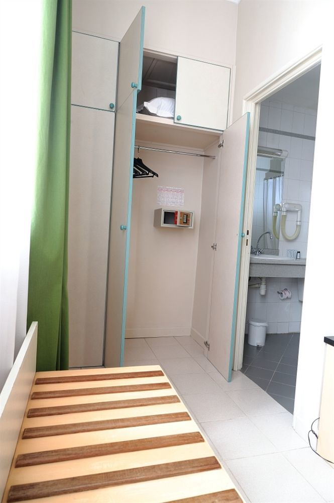 De France Hotell Antananarivo Exteriör bild